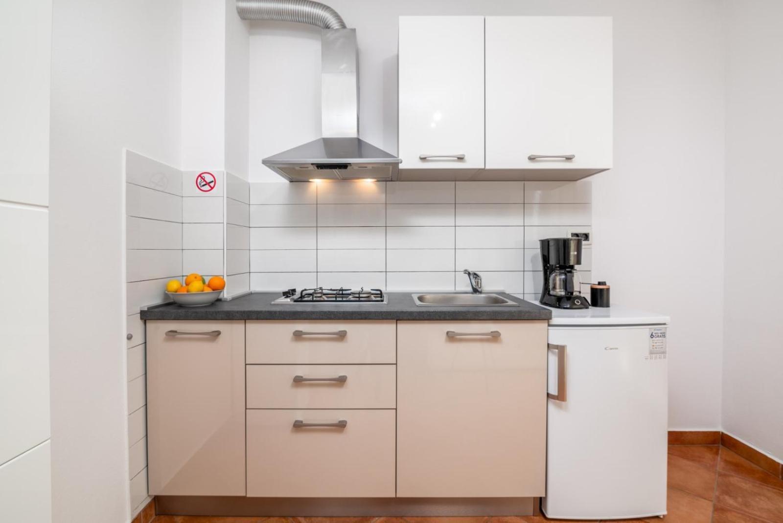 Apartments Manuela プーラ エクステリア 写真