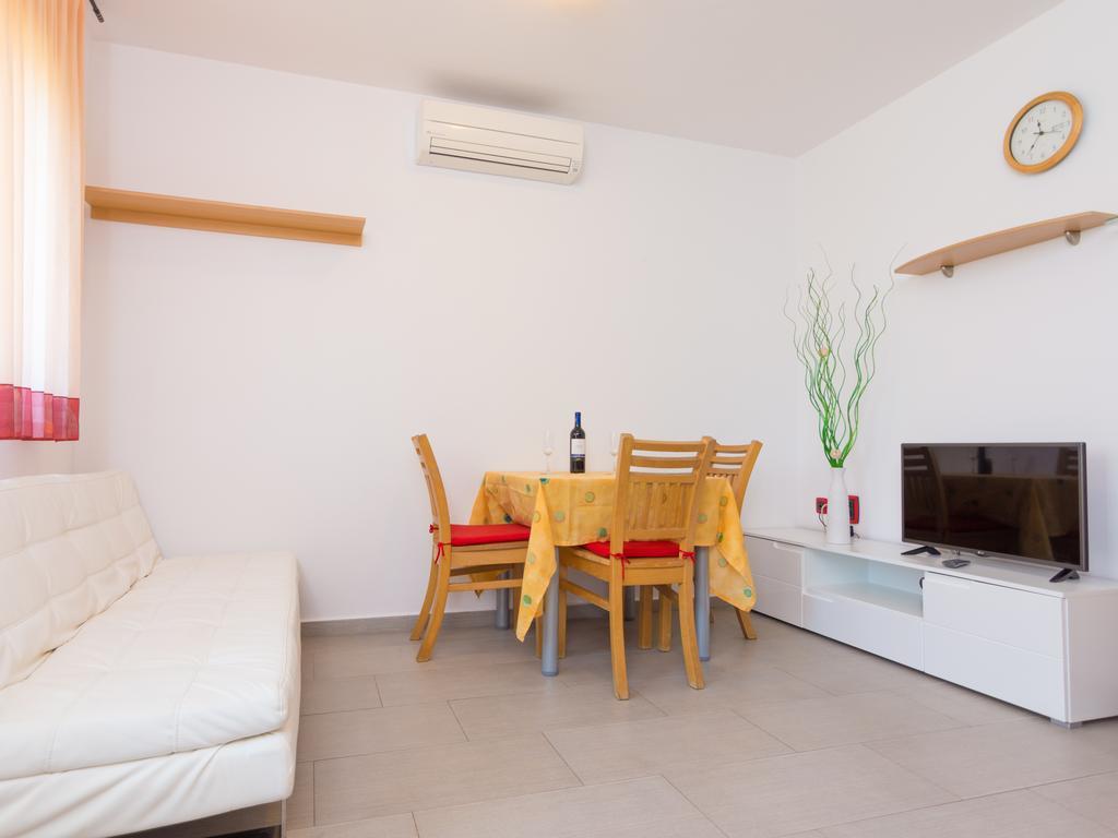 Apartments Manuela プーラ エクステリア 写真